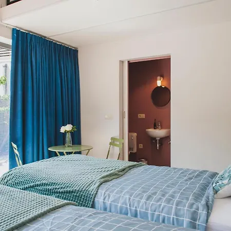 Holiday home Het Oplaadpunt: Bed, Bike, Hike, 8-12 P. Diksmuide